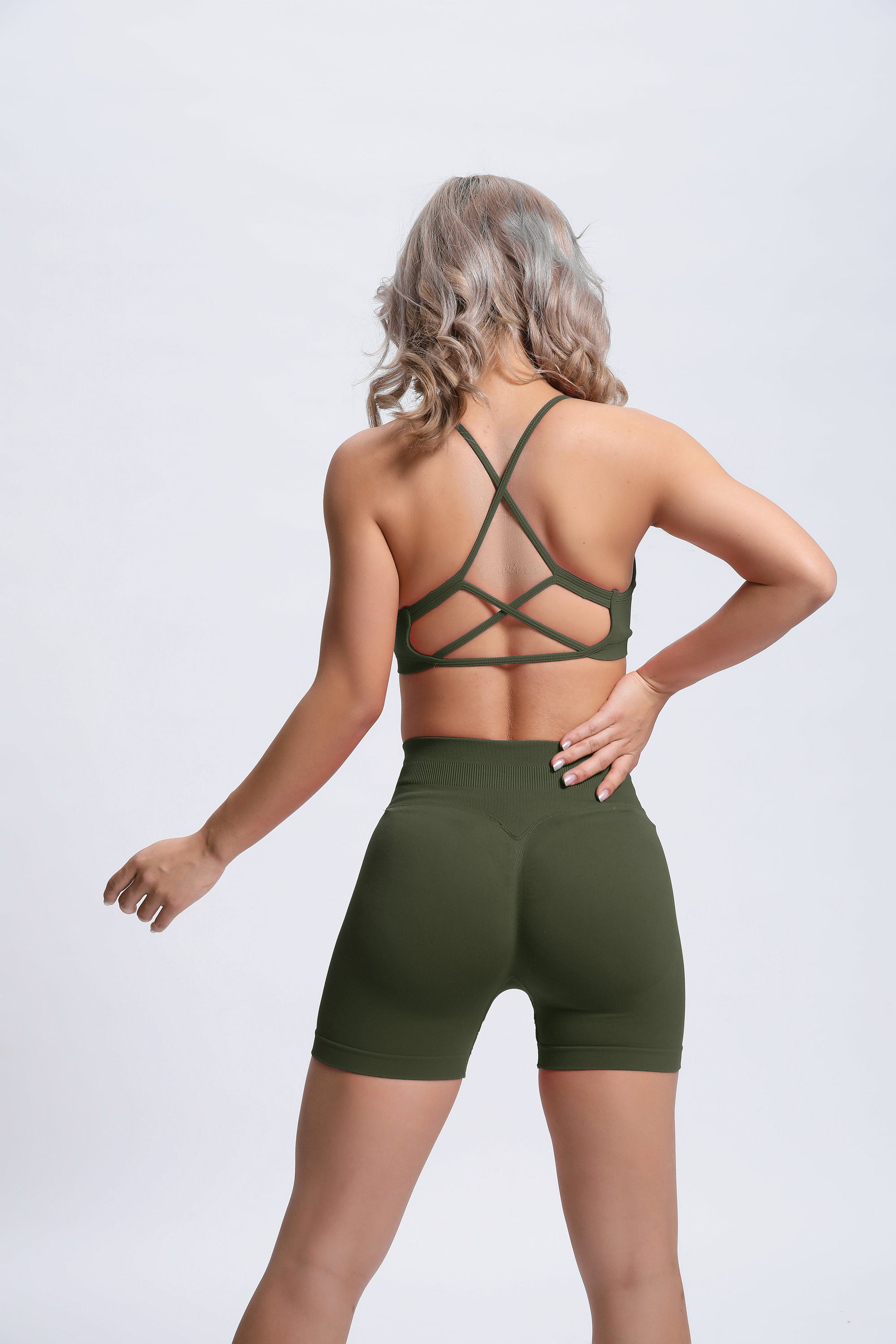 Joy | Shorts Esculpidores con Scrunch – Verde