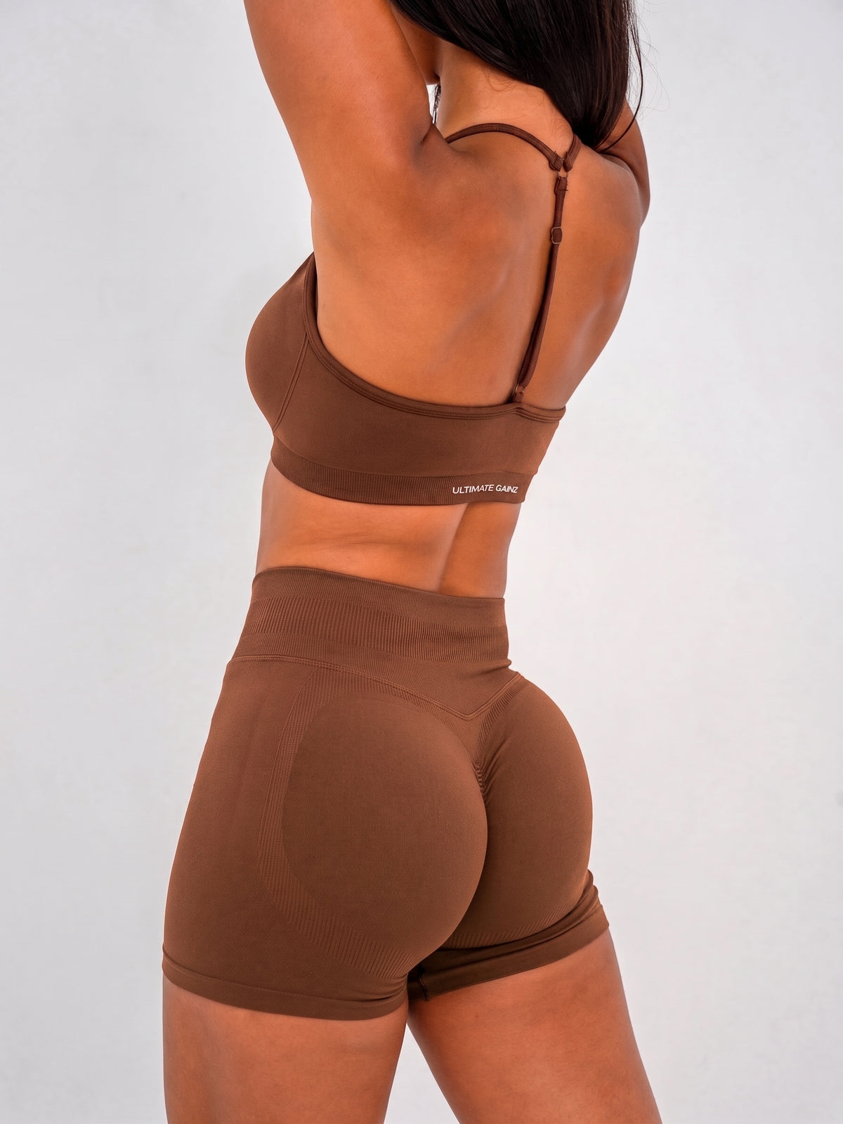 Luna | Premium Seamless Scrunch Short - Marrón
