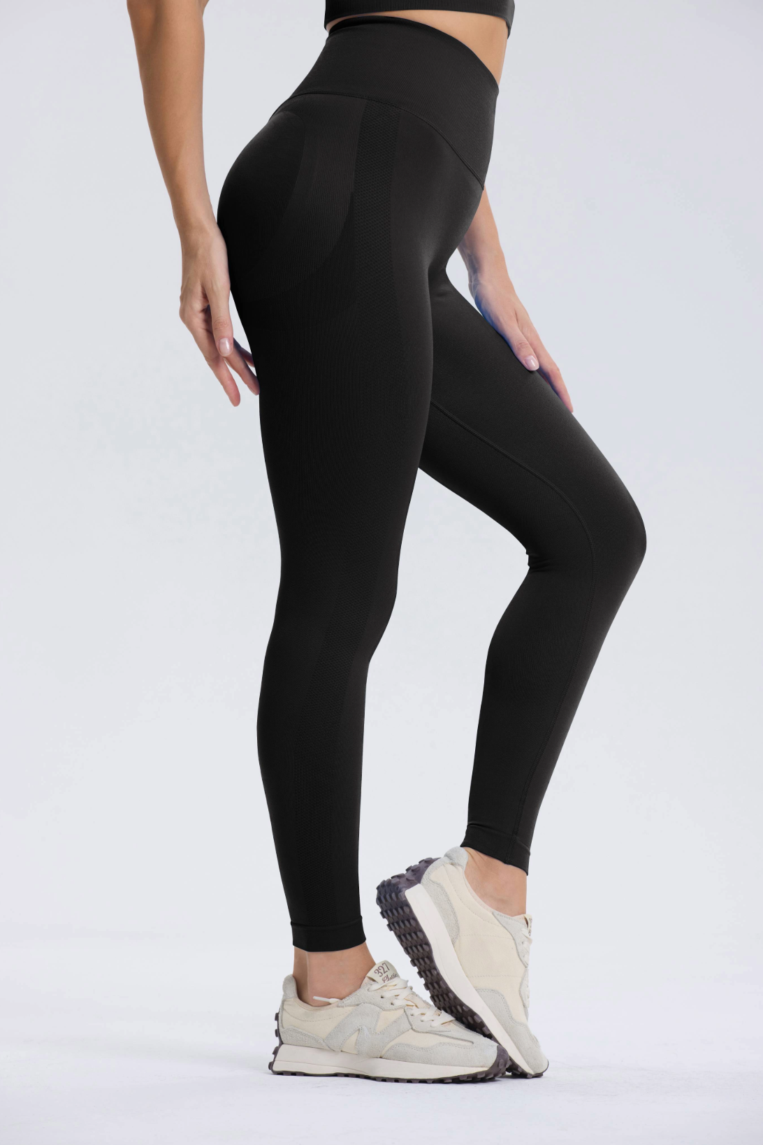 Leonie | Legging Scrunch - Negro