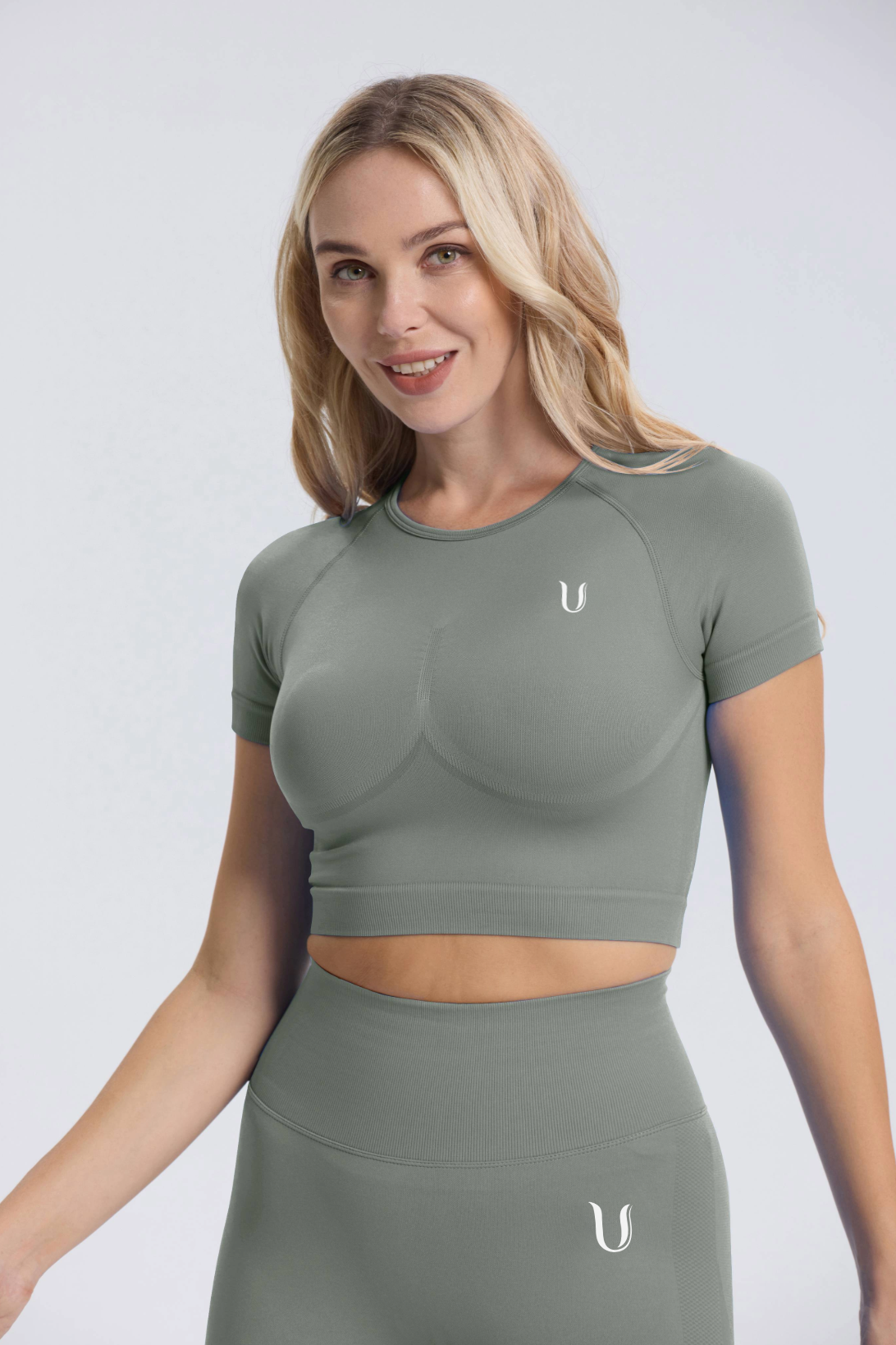 Leonie | Camiseta Crop Top Manga Corta - Gris Oscuro