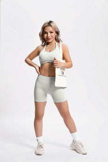 Beau | Top con soporte tipo halter – Marfil