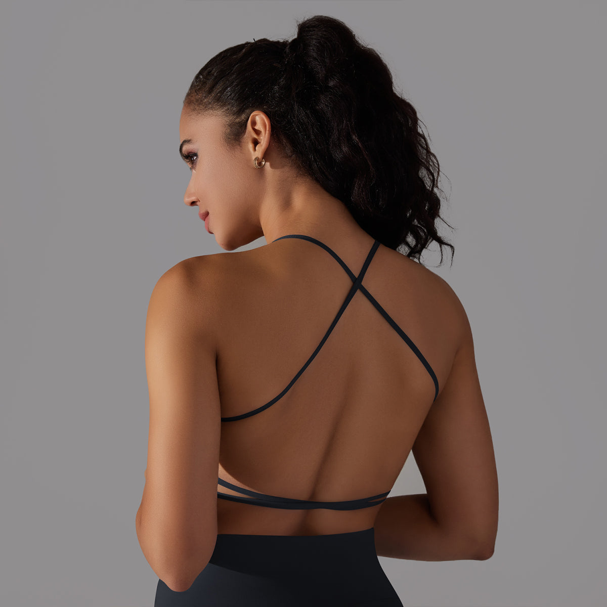 Mila | Strap Sport Bra Zwart - Ultimate Gainz