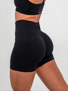 Luna | Short Scrunch Sin Costuras Premium - Negro