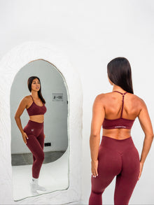 Luna | Top Deportivo Ajustable Premium - Burdeos