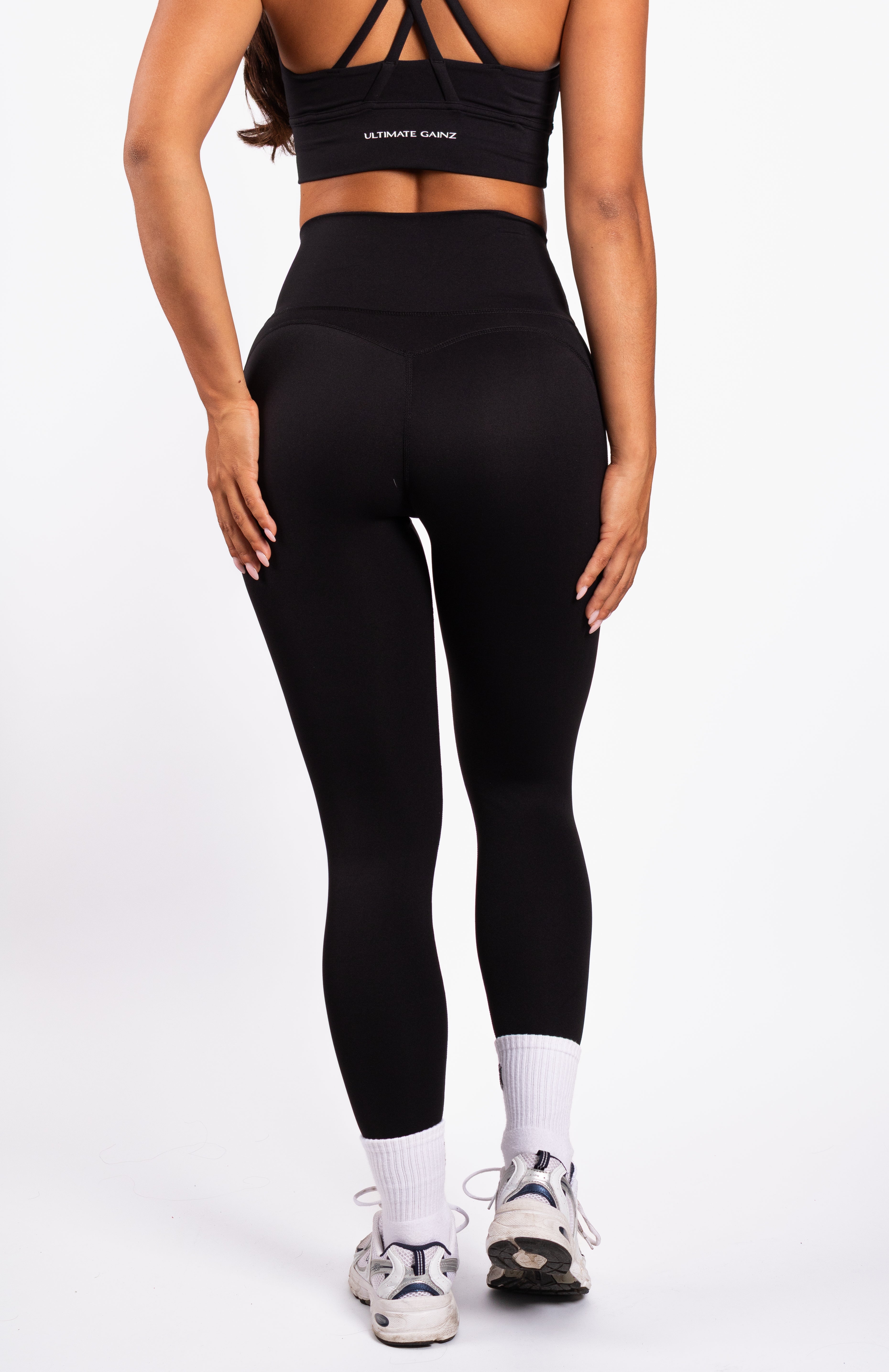 Kyra | Performance Legging - Negro