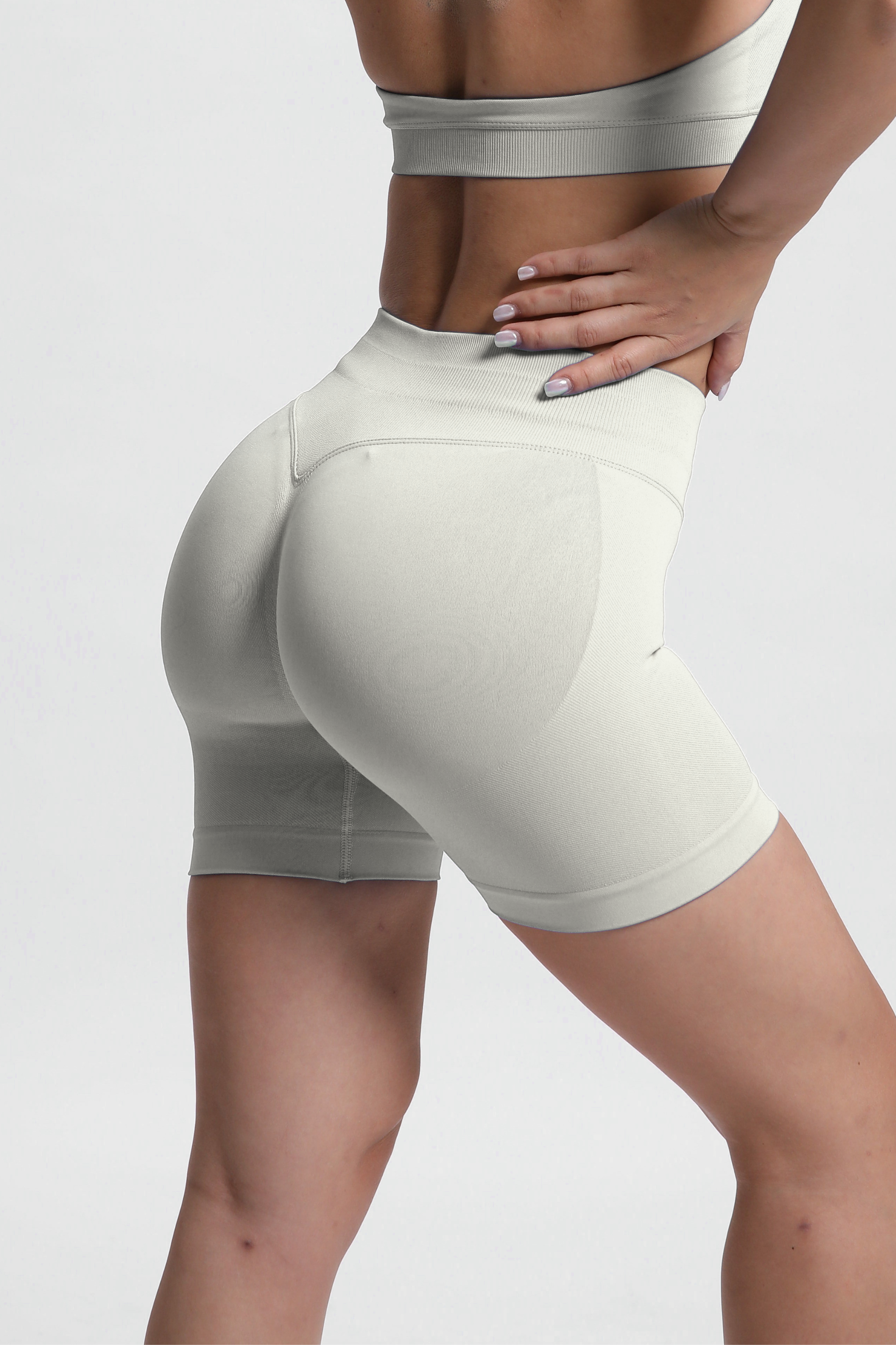 Beau | High Performance Short – Marfil