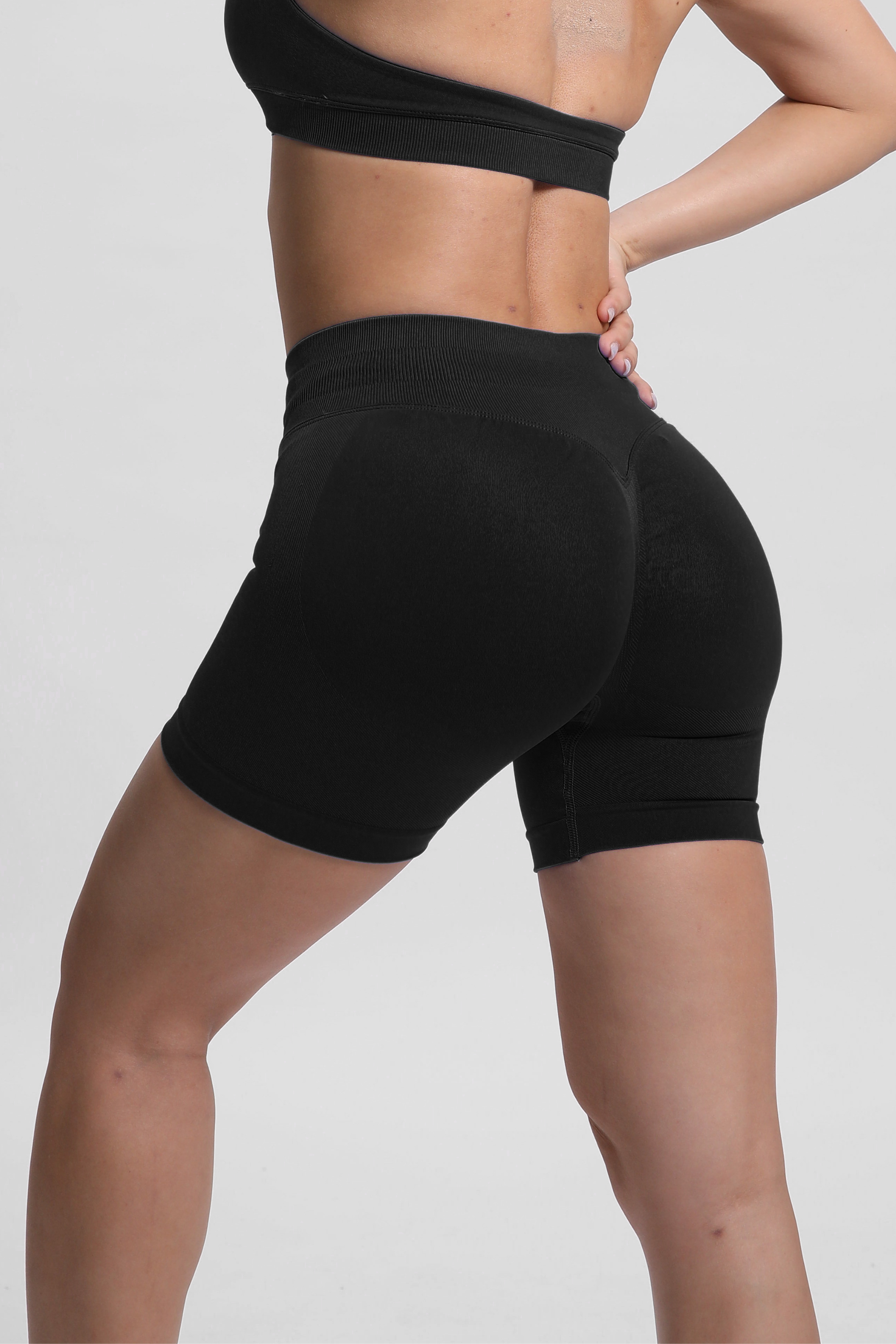 Beau | High Performance Short – Negro