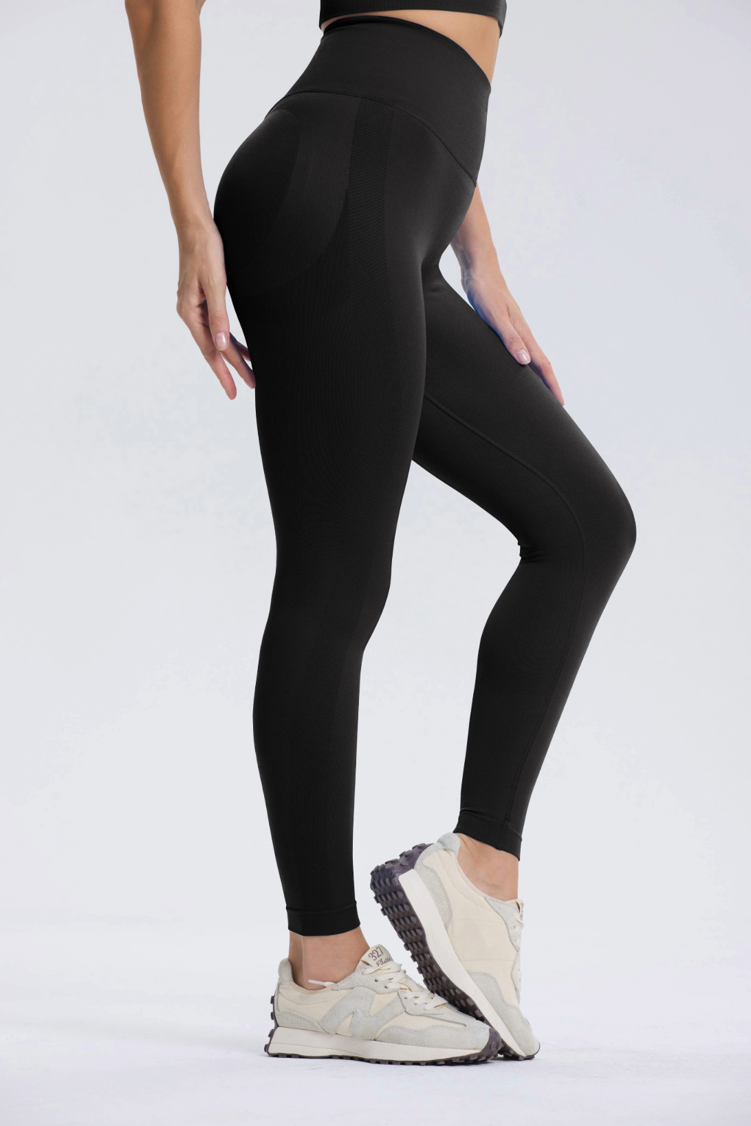 <tc>Leonie | Legging Scrunch - Negro</tc>